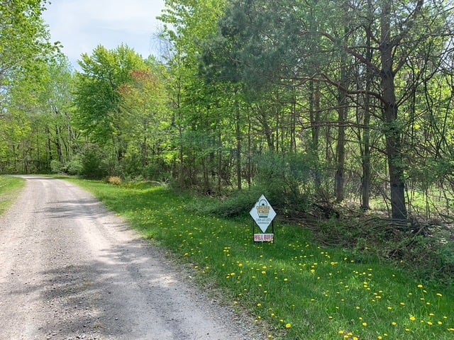 gravel-road-ontario-center-rd-walworth-new-york