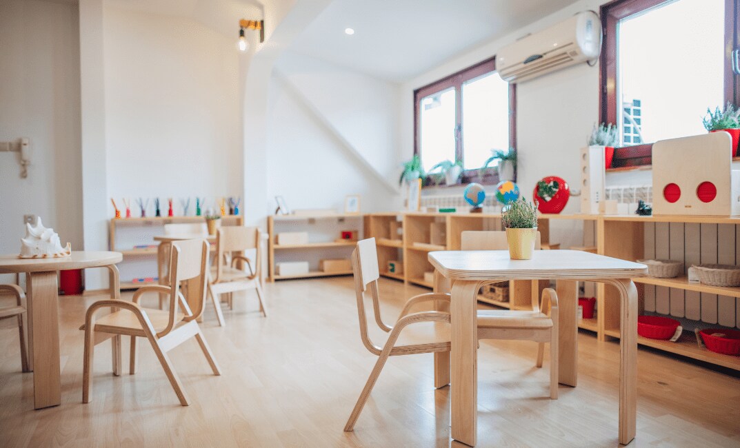 school-classroom-with-chairs-and-tables